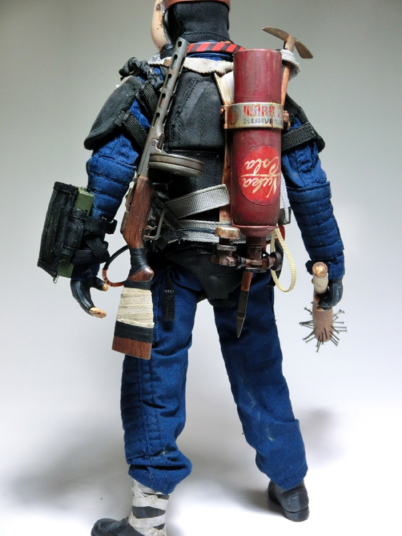 Illustration for article titled Custom Toys and Figures Made for Wasteland Nightmares
